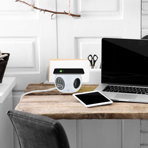 Mini Cube avec chargeur rapide sans fils, Fast Wireless Charger QI, 3 Ports USB 2.4A, Bloc 3 Prises avec Interrupteur, Rallonge Multiprise 1,5M, Blanc