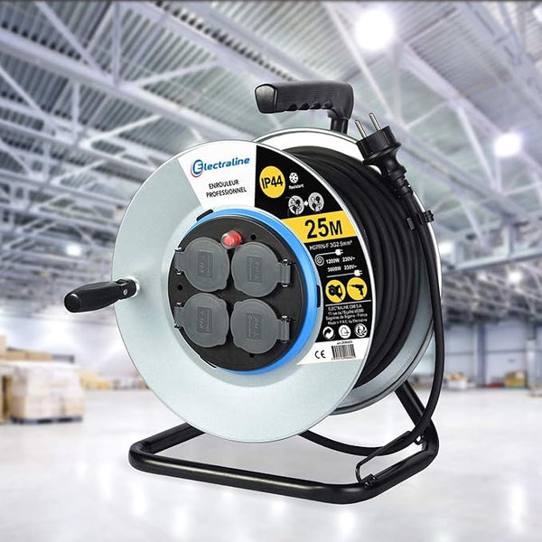 Enrouleur Electrique Professionnel 25m pour chantier en Métal 4 prises IP44 avec Guide pour le câble, Platine fixe et poignée ergonomique